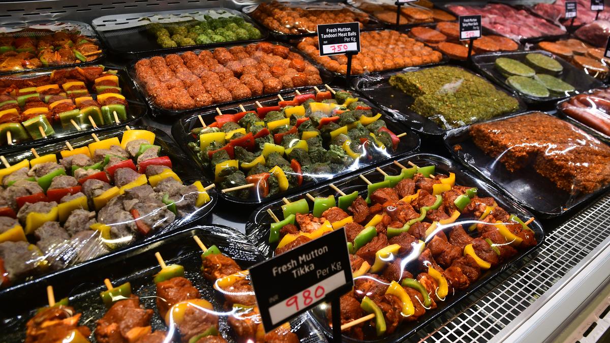 Kerala's Food Industry Booms with Over 9,000 New Outlets and ₹587 Crore Investment